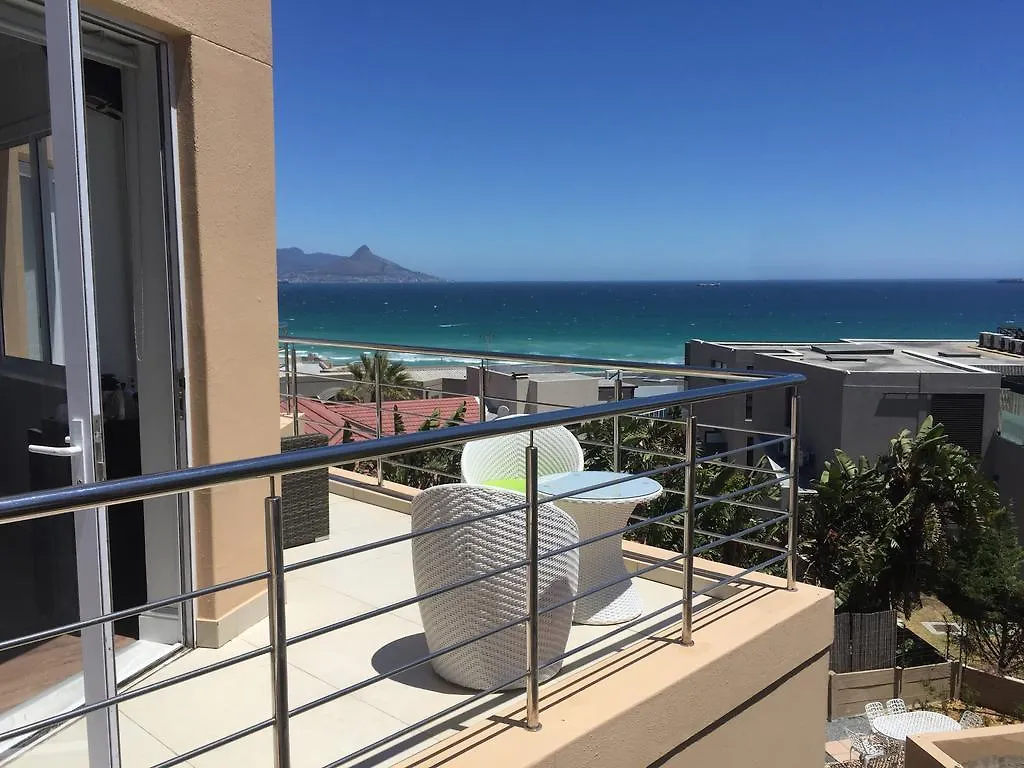 Gull On The Bay Boutique Guest House Bloubergstrand 5*,