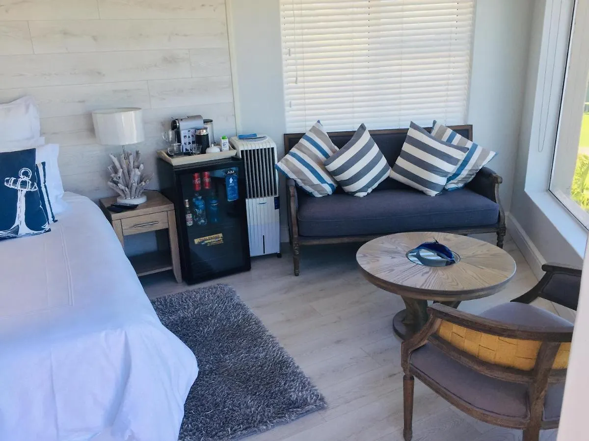 Gull On The Bay Boutique Guest House Bloubergstrand