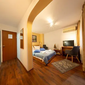 hotel-la-casa.bucharesthotelsnow.com/
