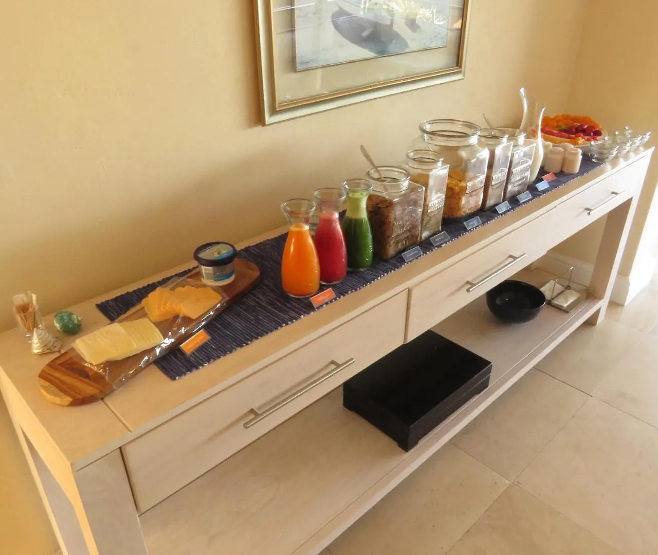 *****  Gull On The Bay Boutique Guest House Bloubergstrand South Africa